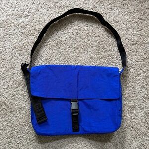 NWT BAGGU Nylon Messenger Bag - Lapis